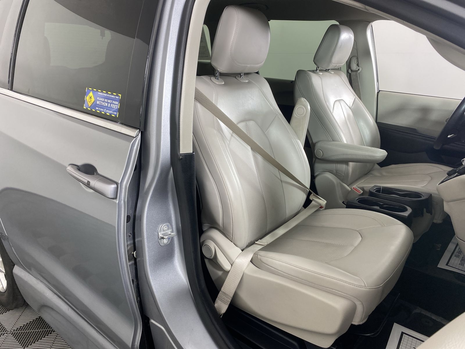 2021 Chrysler Voyager LXI - Photo 21
