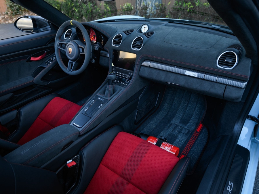 2025 Porsche 718 Spyder RS