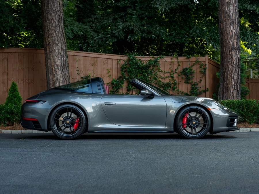 2024 Porsche 911 Targa 4 GTS
