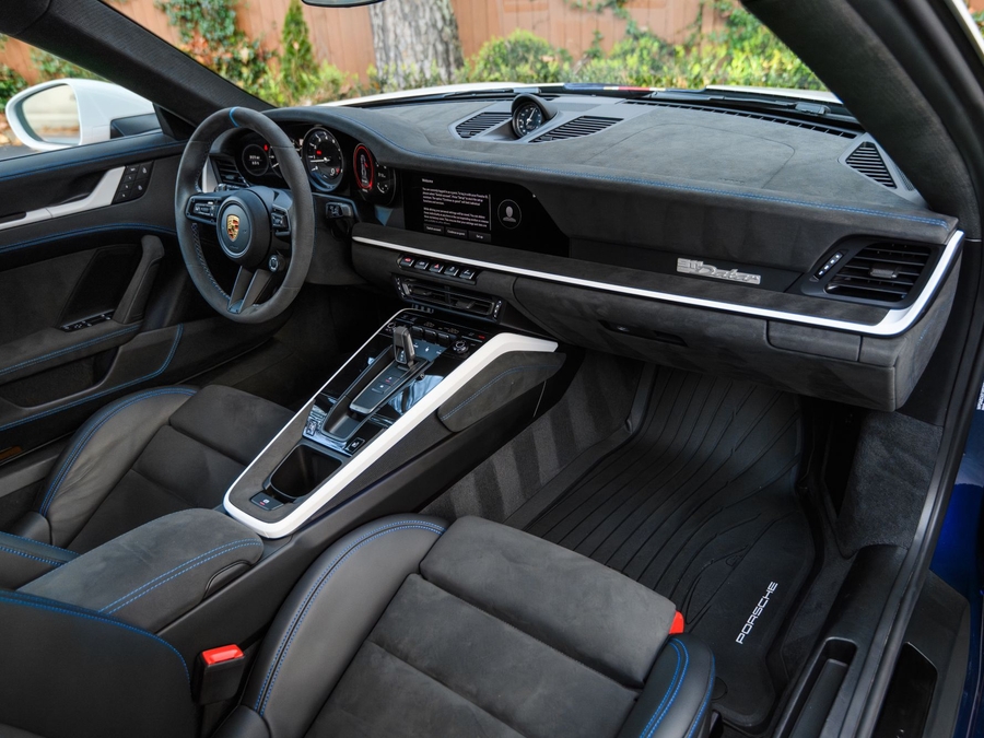 2024 Porsche 911 Dakar