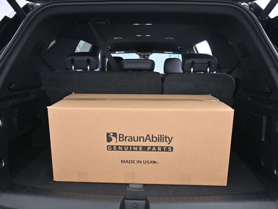 New 2026 Chevrolet Traverse 1LT Midnight