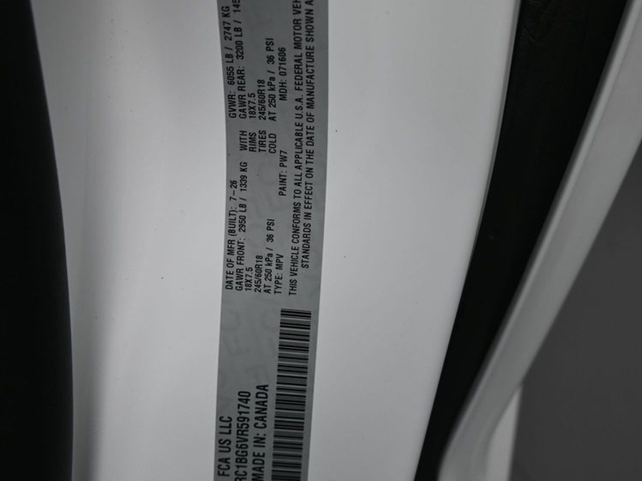 New 2027 Chrysler Pacifica Select Sport