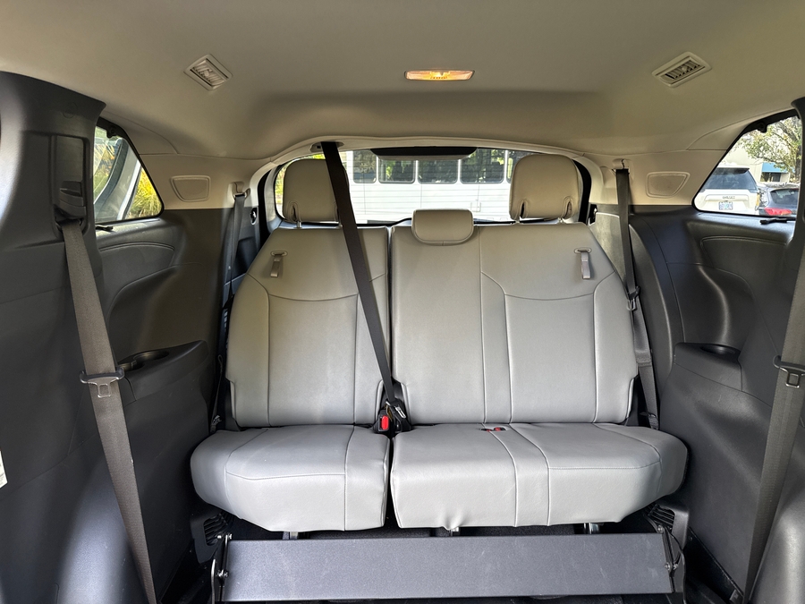 PRE OWNED 2026 Toyota Sienna XLE Add